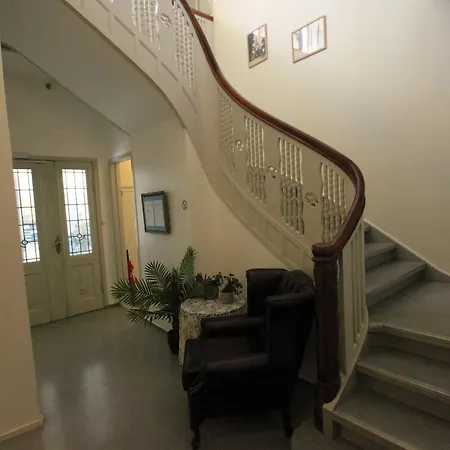 Nygards Historic Hostel *